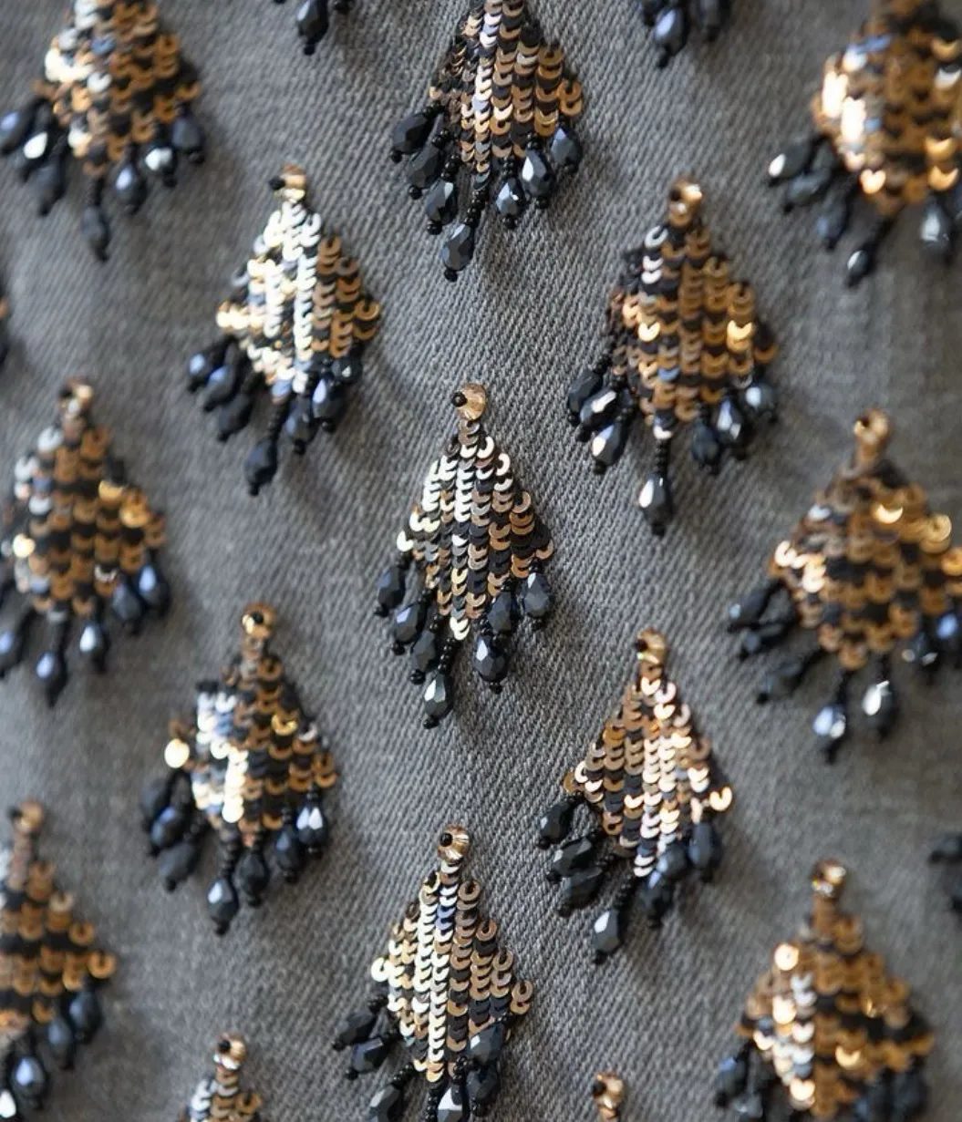 فستان سهرة عصري